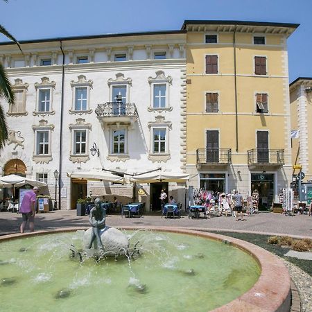 Residenza Rocca Del Lago 4 - Happy Rentals Рива дел Гарда Екстериор снимка