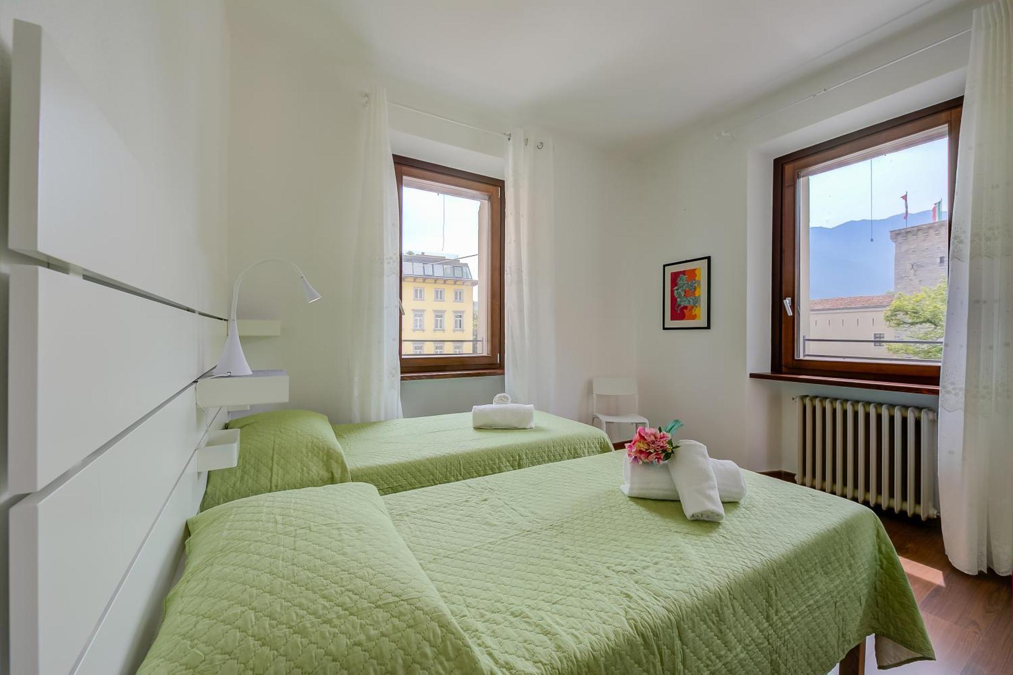 Residenza Rocca Del Lago 4 - Happy Rentals Рива дел Гарда Екстериор снимка