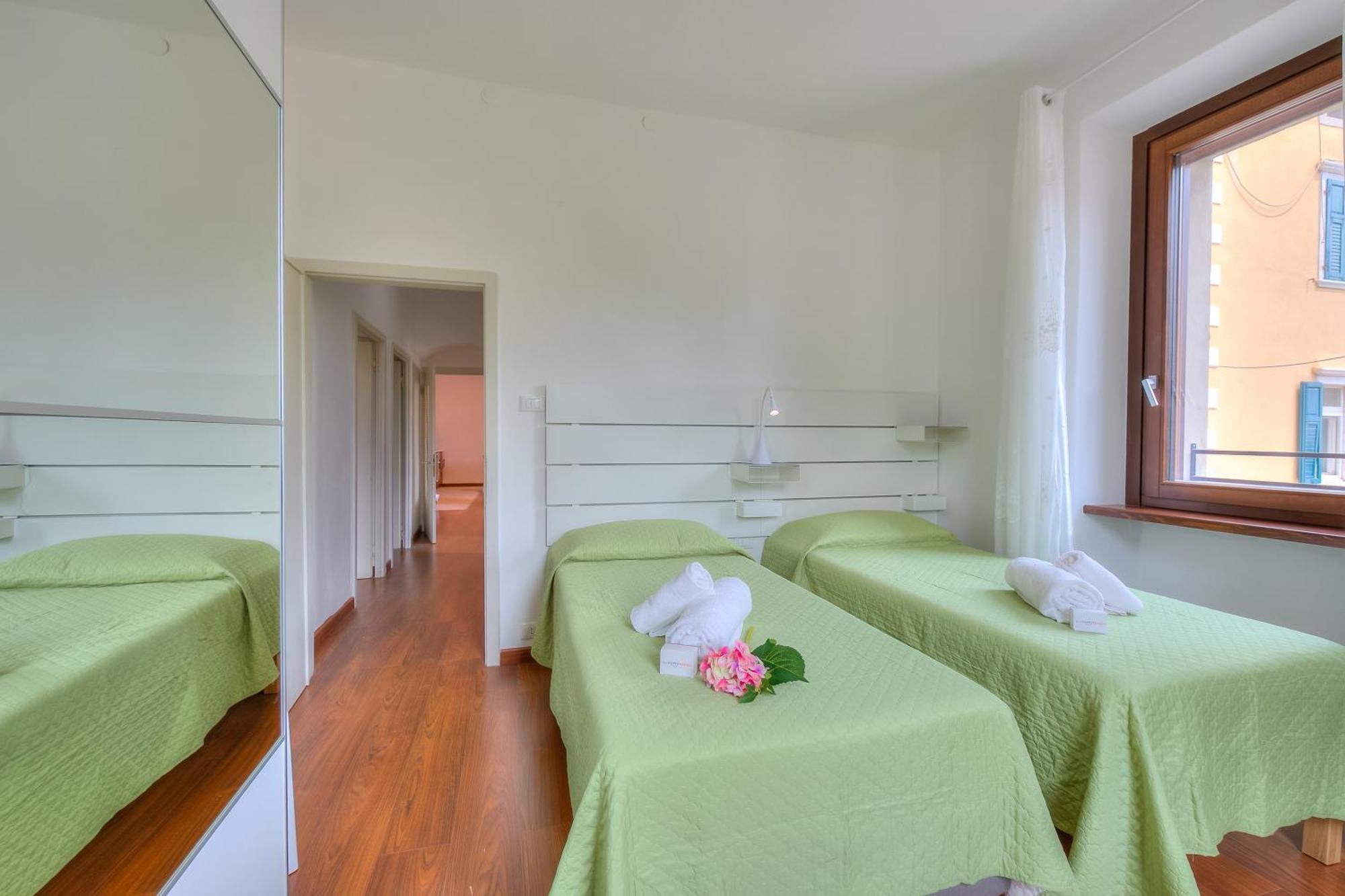 Residenza Rocca Del Lago 4 - Happy Rentals Рива дел Гарда Екстериор снимка